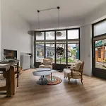 Le Noyer - Maison Design Dans L'hyper Centre
