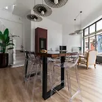 Le Noyer - Maison Design Dans L'hyper Centre