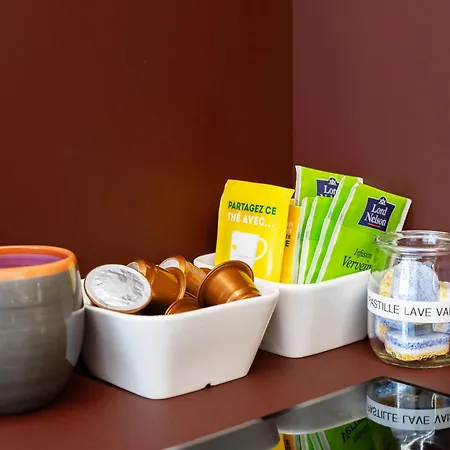 Le Noyer - Maison Design Dans L'hyper Centre بيت للعطل فيشي