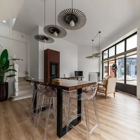 Le Noyer - Maison Design Dans L'hyper Centre *