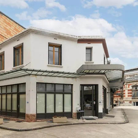Le Noyer - Maison Design Dans L'hyper Centre 펜션 *