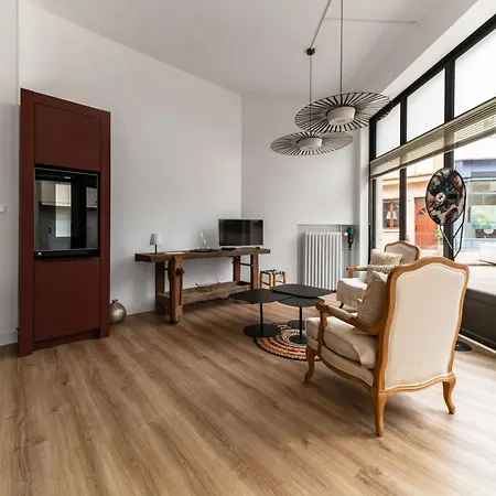 Le Noyer - Maison Design Dans L'hyper Centre *