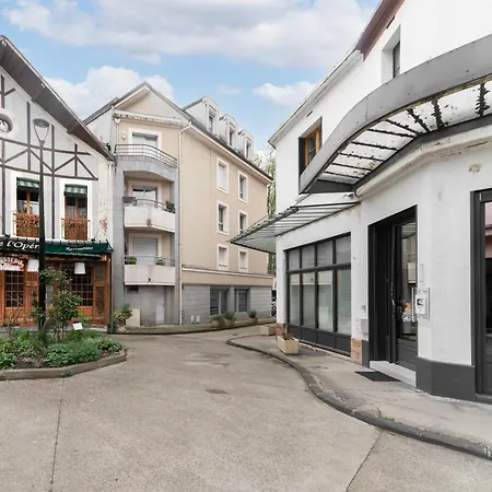 Le Noyer - Maison Design Dans L'hyper Centre *